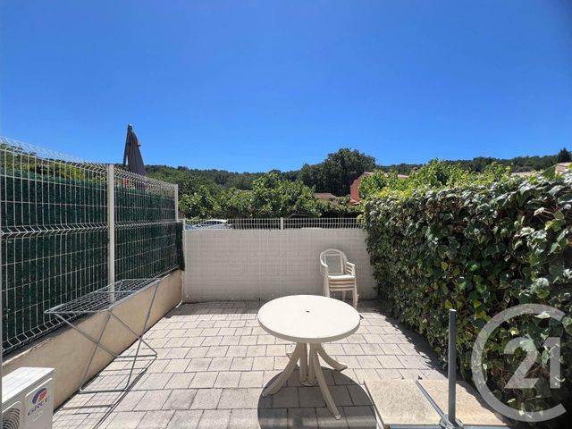 Appartement F1 à louer - 1 pièce - 21.14 m2 - LA VALETTE DU VAR - 83 - PROVENCE-ALPES-COTE-D-AZUR - Century 21 Colbert Immobilier