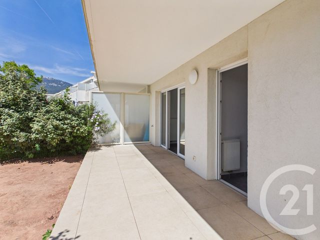 Appartement F2 à vendre - 2 pièces - 38.57 m2 - TOULON - 83 - PROVENCE-ALPES-COTE-D-AZUR - Century 21 Colbert Immobilier