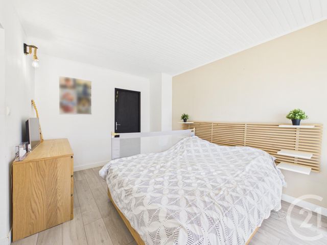 Appartement F3 à vendre - 3 pièces - 72.0 m2 - LA VALETTE DU VAR - 83 - PROVENCE-ALPES-COTE-D-AZUR - Century 21 Colbert Immobilier