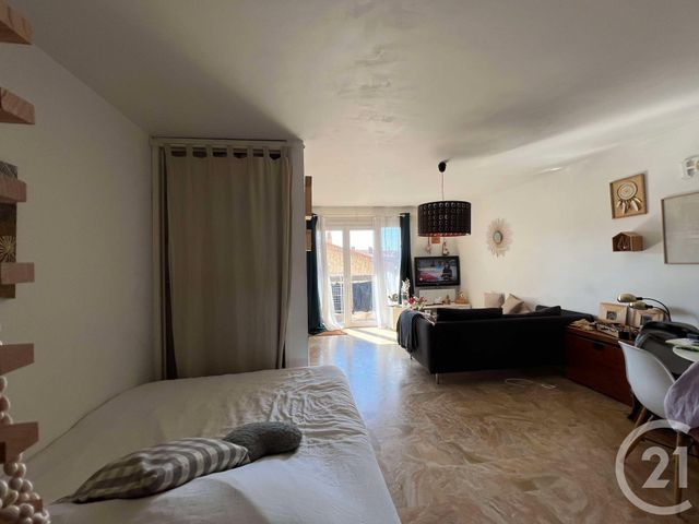 Appartement F1 à louer - 1 pièce - 35.0 m2 - LA VALETTE DU VAR - 83 - PROVENCE-ALPES-COTE-D-AZUR - Century 21 Colbert Immobilier