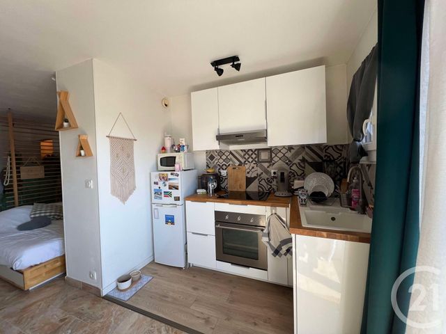 Appartement F1 à louer - 1 pièce - 35.0 m2 - LA VALETTE DU VAR - 83 - PROVENCE-ALPES-COTE-D-AZUR - Century 21 Colbert Immobilier