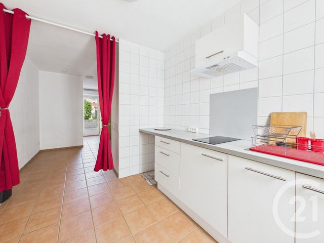 Appartement F2 à louer - 2 pièces - 21.6 m2 - TOULON - 83 - PROVENCE-ALPES-COTE-D-AZUR - Century 21 Colbert Immobilier