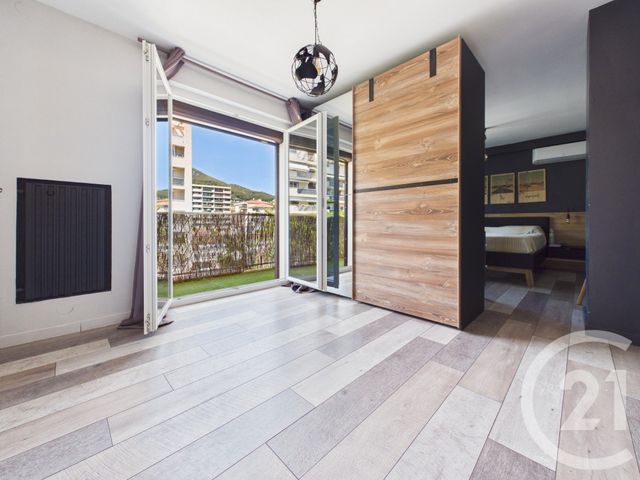 Appartement T4 à vendre - 4 pièces - 76.44 m2 - TOULON - 83 - PROVENCE-ALPES-COTE-D-AZUR - Century 21 Colbert Immobilier
