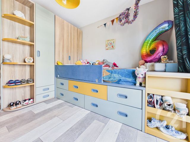 Appartement T4 à vendre - 4 pièces - 76.44 m2 - TOULON - 83 - PROVENCE-ALPES-COTE-D-AZUR - Century 21 Colbert Immobilier
