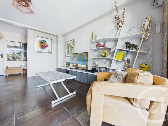 Appartement T4 à vendre - 4 pièces - 76.44 m2 - TOULON - 83 - PROVENCE-ALPES-COTE-D-AZUR - Century 21 Colbert Immobilier