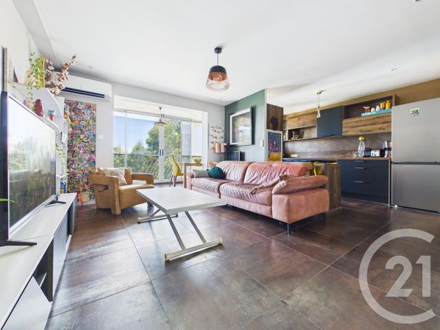 Appartement T4 à vendre - 4 pièces - 76.44 m2 - TOULON - 83 - PROVENCE-ALPES-COTE-D-AZUR - Century 21 Colbert Immobilier