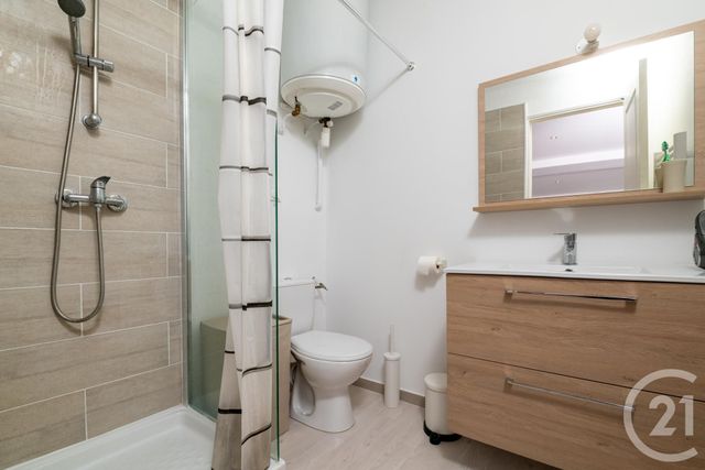 Appartement Studio à louer - 1 pièce - 25.45 m2 - LA VALETTE DU VAR - 83 - PROVENCE-ALPES-COTE-D-AZUR - Century 21 Colbert Immobilier