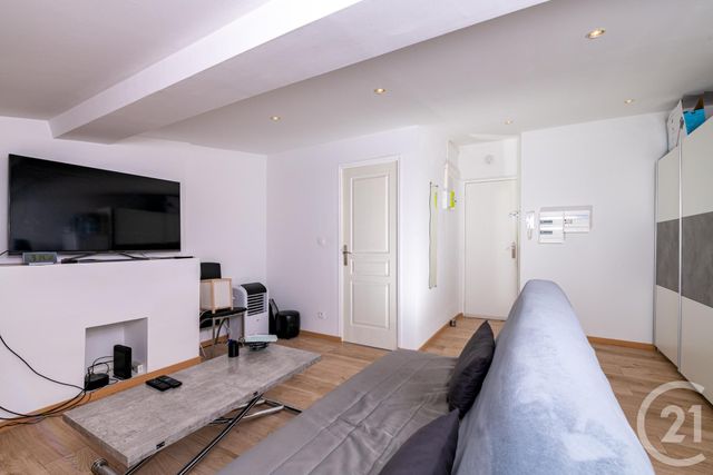 Appartement Studio à louer - 1 pièce - 25.45 m2 - LA VALETTE DU VAR - 83 - PROVENCE-ALPES-COTE-D-AZUR - Century 21 Colbert Immobilier