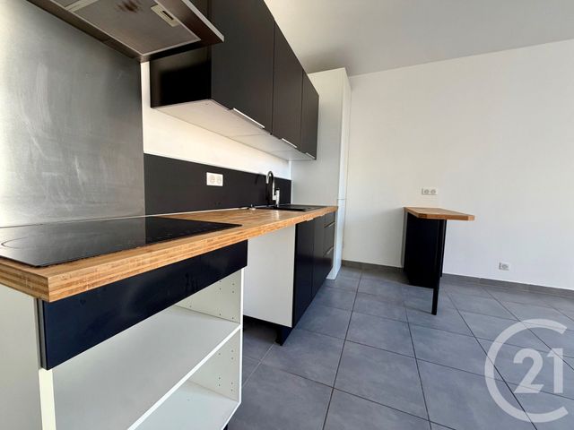 Appartement F4 à vendre - 4 pièces - 99.32 m2 - TOULON - 83 - PROVENCE-ALPES-COTE-D-AZUR - Century 21 Colbert Immobilier