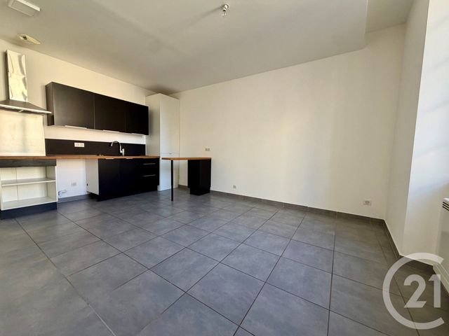 Appartement F4 à vendre - 4 pièces - 99.32 m2 - TOULON - 83 - PROVENCE-ALPES-COTE-D-AZUR - Century 21 Colbert Immobilier