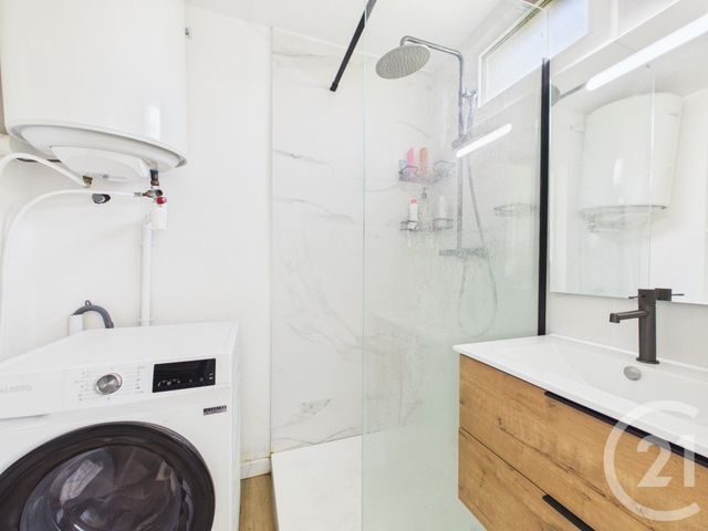 Appartement F3 à louer - 3 pièces - 50.07 m2 - TOULON - 83 - PROVENCE-ALPES-COTE-D-AZUR - Century 21 Colbert Immobilier