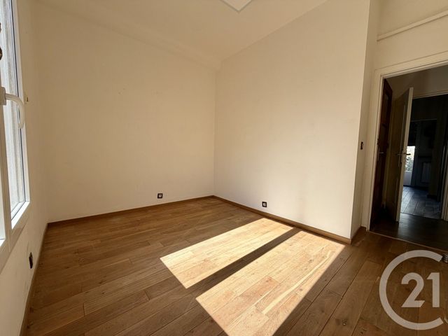 Appartement F4 à vendre - 4 pièces - 96.61 m2 - TOULON - 83 - PROVENCE-ALPES-COTE-D-AZUR - Century 21 Colbert Immobilier