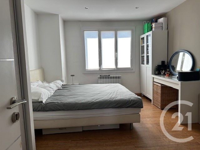 Appartement F3 à vendre - 3 pièces - 66.63 m2 - TOULON - 83 - PROVENCE-ALPES-COTE-D-AZUR - Century 21 Colbert Immobilier