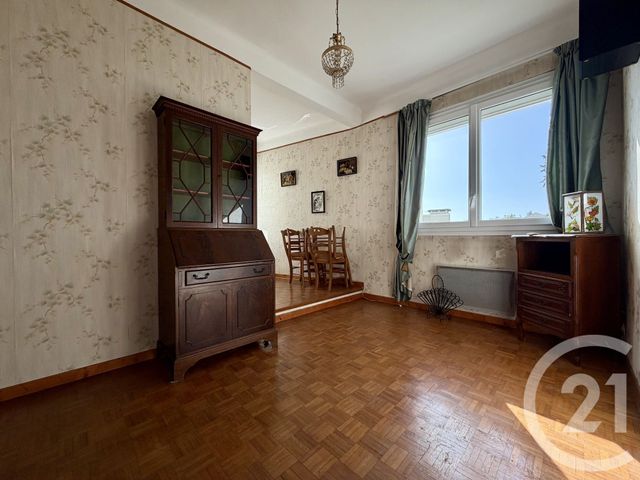 Appartement F4 à vendre - 4 pièces - 90.93 m2 - TOULON - 83 - PROVENCE-ALPES-COTE-D-AZUR - Century 21 Colbert Immobilier