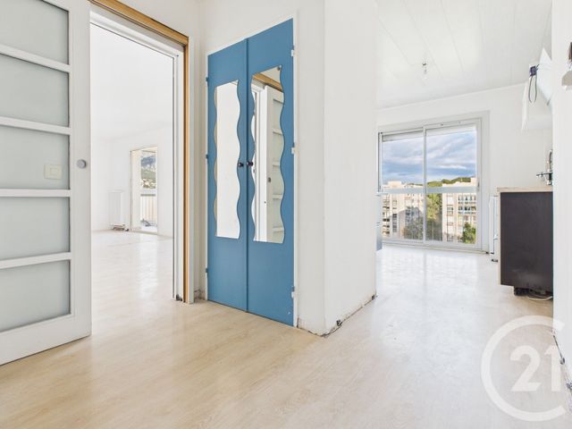 Appartement T4 à vendre - 4 pièces - 77.91 m2 - LA VALETTE DU VAR - 83 - PROVENCE-ALPES-COTE-D-AZUR - Century 21 Colbert Immobilier