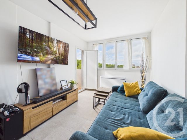 Appartement F2 à louer - 2 pièces - 33.15 m2 - LA VALETTE DU VAR - 83 - PROVENCE-ALPES-COTE-D-AZUR - Century 21 Colbert Immobilier