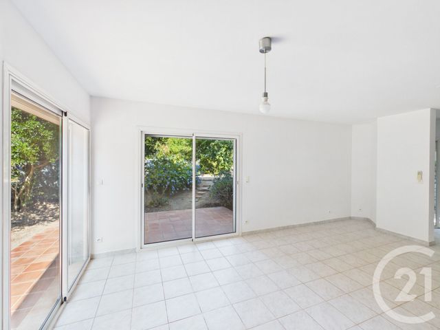 maison à louer - 6 pièces - 159.59 m2 - TOULON - 83 - PROVENCE-ALPES-COTE-D-AZUR - Century 21 Colbert Immobilier