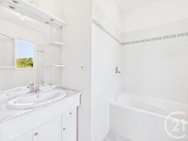 maison à louer - 6 pièces - 159.59 m2 - TOULON - 83 - PROVENCE-ALPES-COTE-D-AZUR - Century 21 Colbert Immobilier