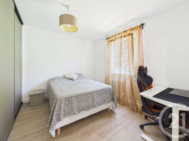 maison à louer - 4 pièces - 86.0 m2 - MEOUNES LES MONTRIEUX - 83 - PROVENCE-ALPES-COTE-D-AZUR - Century 21 Colbert Immobilier