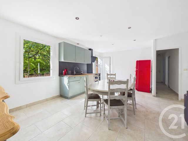maison à louer - 4 pièces - 86.0 m2 - MEOUNES LES MONTRIEUX - 83 - PROVENCE-ALPES-COTE-D-AZUR - Century 21 Colbert Immobilier