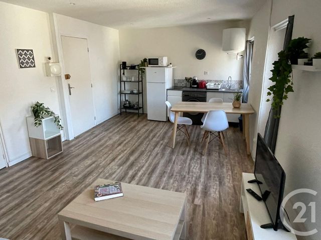 Appartement Studio à louer - 1 pièce - 25.5 m2 - TOULON - 83 - PROVENCE-ALPES-COTE-D-AZUR - Century 21 Colbert Immobilier