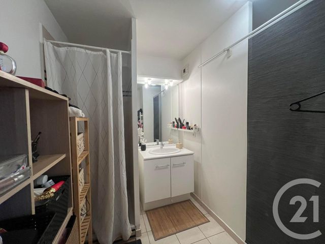 Appartement F2 à louer - 2 pièces - 39.26 m2 - LA SEYNE SUR MER - 83 - PROVENCE-ALPES-COTE-D-AZUR - Century 21 Colbert Immobilier