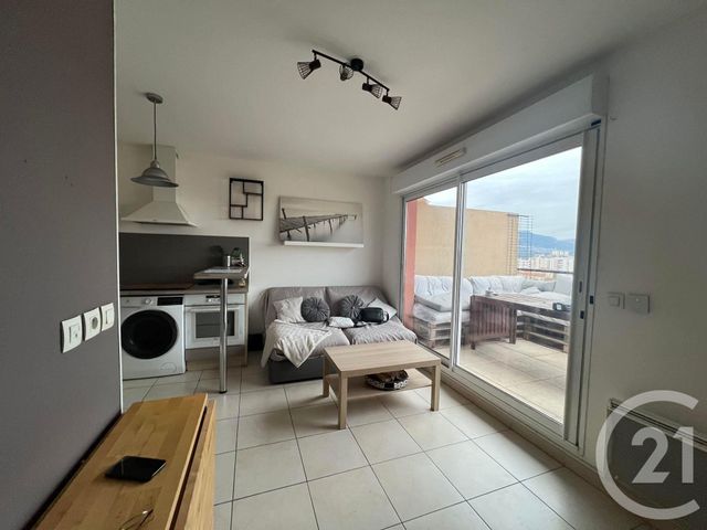 Appartement F2 à louer - 2 pièces - 39.26 m2 - LA SEYNE SUR MER - 83 - PROVENCE-ALPES-COTE-D-AZUR - Century 21 Colbert Immobilier