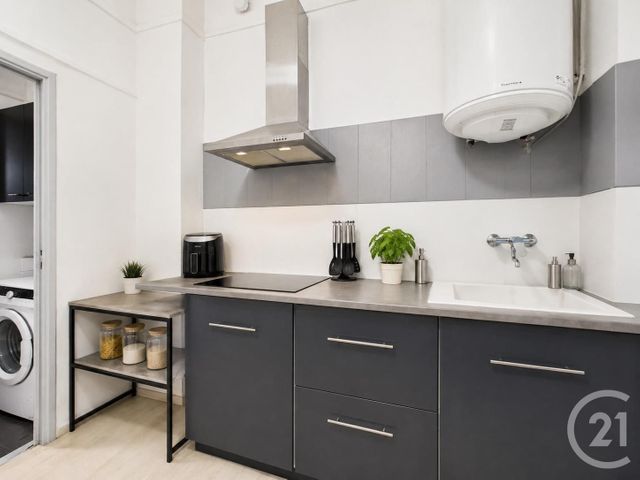 Appartement T3 à vendre - 3 pièces - 52.92 m2 - TOULON - 83 - PROVENCE-ALPES-COTE-D-AZUR - Century 21 Colbert Immobilier