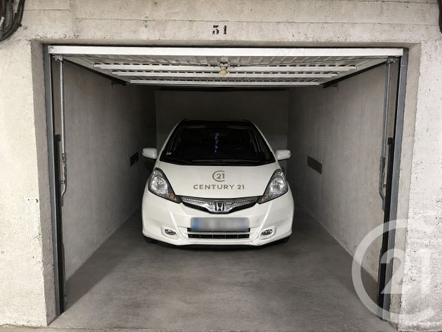parking à louer - 13.0 m2 - TOULON - 83 - PROVENCE-ALPES-COTE-D-AZUR - Century 21 Colbert Immobilier