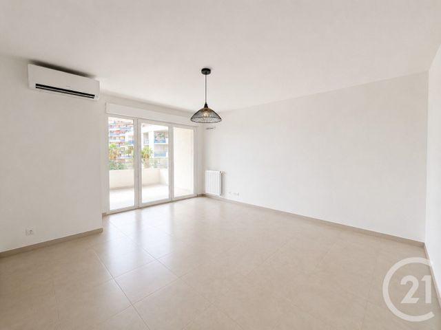 Appartement F2 à louer TOULON