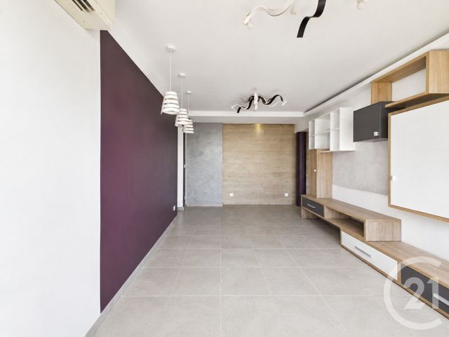 Appartement T4 à vendre - 4 pièces - 69.92 m2 - TOULON - 83 - PROVENCE-ALPES-COTE-D-AZUR - Century 21 Colbert Immobilier