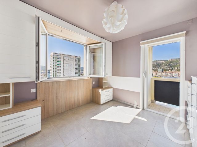 Appartement T4 à vendre - 4 pièces - 69.92 m2 - TOULON - 83 - PROVENCE-ALPES-COTE-D-AZUR - Century 21 Colbert Immobilier