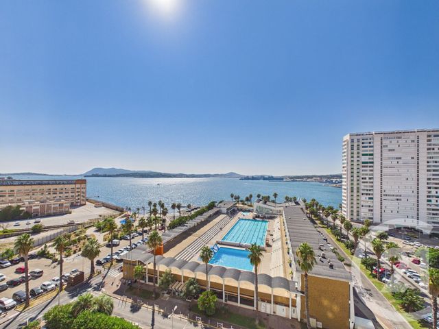 Appartement T4 à vendre - 4 pièces - 69.92 m2 - TOULON - 83 - PROVENCE-ALPES-COTE-D-AZUR - Century 21 Colbert Immobilier