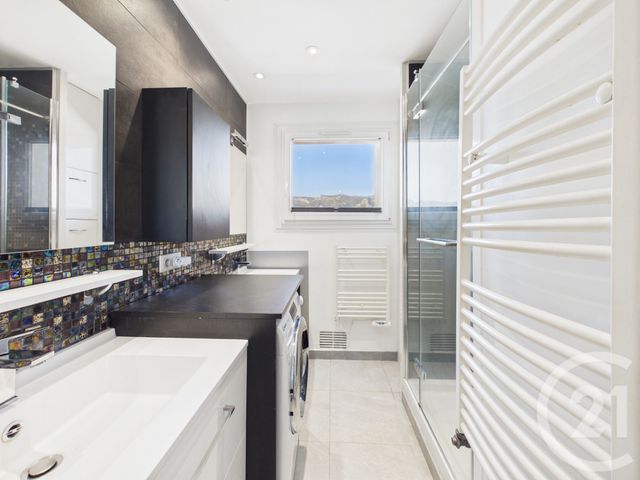 Appartement T4 à vendre - 4 pièces - 69.92 m2 - TOULON - 83 - PROVENCE-ALPES-COTE-D-AZUR - Century 21 Colbert Immobilier