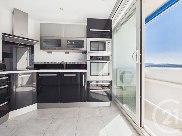 Appartement T4 à vendre - 4 pièces - 69.92 m2 - TOULON - 83 - PROVENCE-ALPES-COTE-D-AZUR - Century 21 Colbert Immobilier