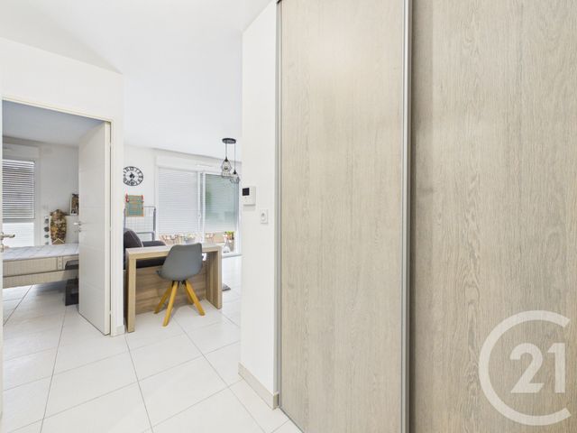Appartement T2 à vendre - 2 pièces - 39.64 m2 - TOULON - 83 - PROVENCE-ALPES-COTE-D-AZUR - Century 21 Colbert Immobilier