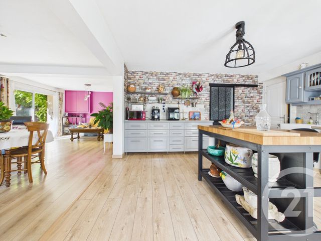 maison à vendre - 8 pièces - 181.16 m2 - LA VALETTE DU VAR - 83 - PROVENCE-ALPES-COTE-D-AZUR - Century 21 Colbert Immobilier