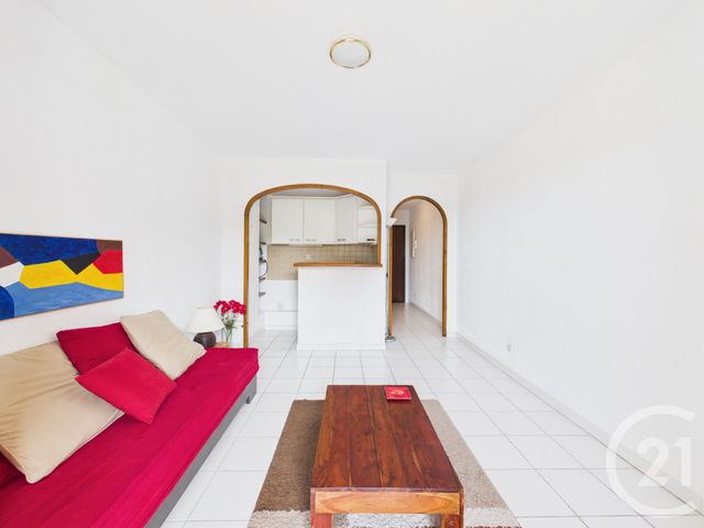 Appartement Studio à louer - 1 pièce - 25.42 m2 - LA VALETTE DU VAR - 83 - PROVENCE-ALPES-COTE-D-AZUR - Century 21 Colbert Immobilier