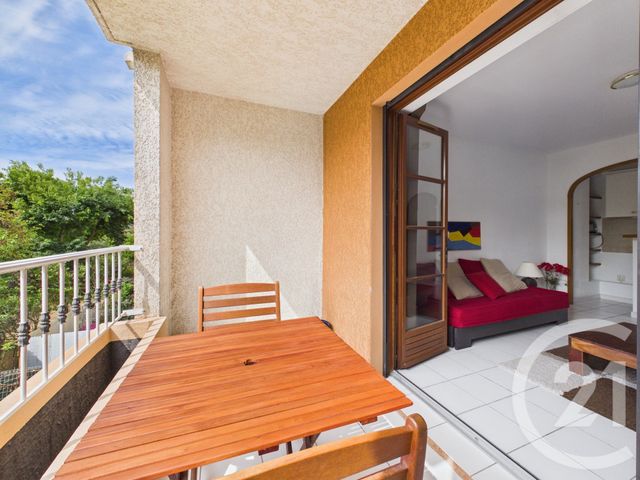 Appartement Studio à louer - 1 pièce - 25.42 m2 - LA VALETTE DU VAR - 83 - PROVENCE-ALPES-COTE-D-AZUR - Century 21 Colbert Immobilier