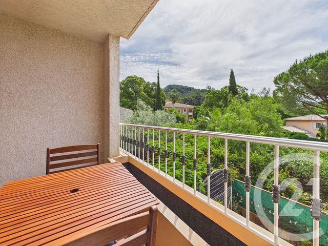 Appartement Studio à louer - 1 pièce - 25.42 m2 - LA VALETTE DU VAR - 83 - PROVENCE-ALPES-COTE-D-AZUR - Century 21 Colbert Immobilier