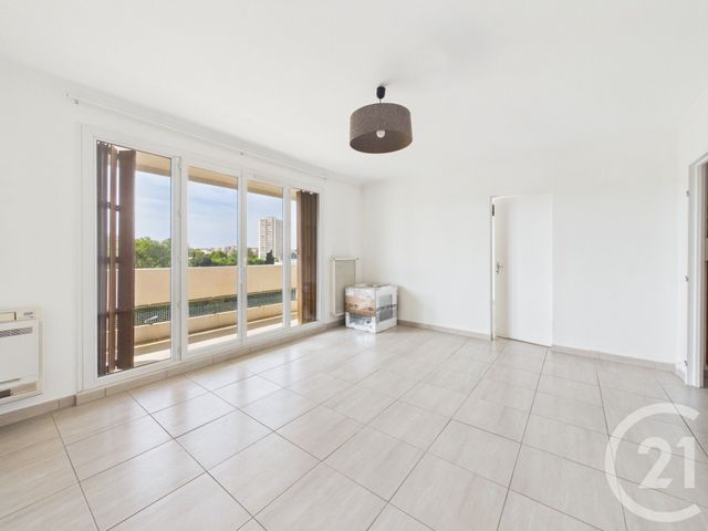 Appartement F2 à louer TOULON