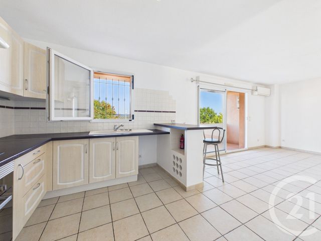 Appartement F3 à vendre - 3 pièces - 74.18 m2 - LA FARLEDE - 83 - PROVENCE-ALPES-COTE-D-AZUR - Century 21 Colbert Immobilier