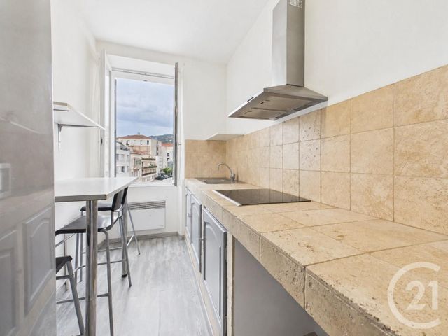 Appartement F3 à vendre - 3 pièces - 50.64 m2 - TOULON - 83 - PROVENCE-ALPES-COTE-D-AZUR - Century 21 Colbert Immobilier