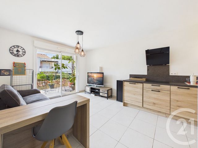 Appartement F2 à louer TOULON