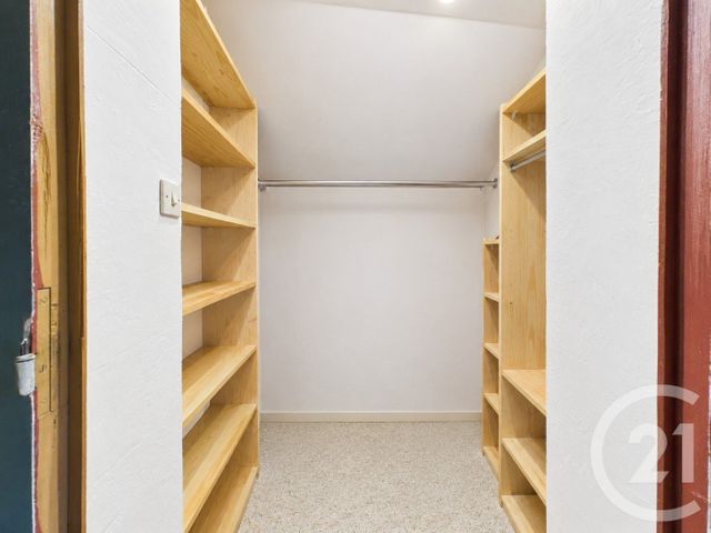 Appartement T3 à vendre - 3 pièces - 84.78 m2 - LA VALETTE DU VAR - 83 - PROVENCE-ALPES-COTE-D-AZUR - Century 21 Colbert Immobilier
