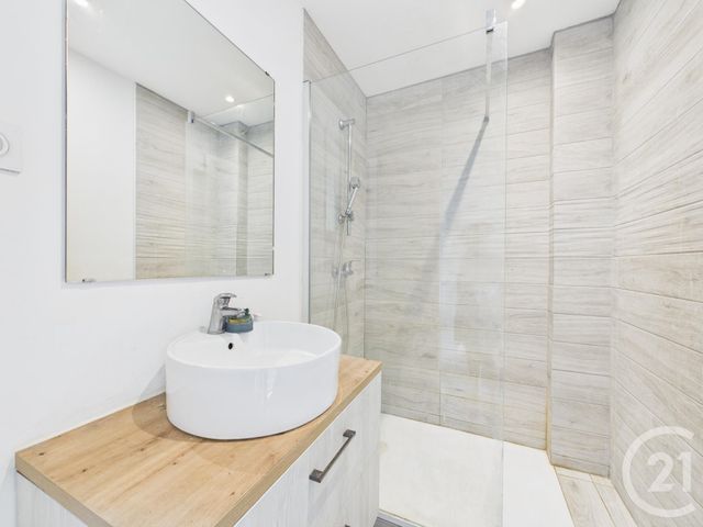 Appartement F3 à vendre - 3 pièces - 55.0 m2 - TOULON - 83 - PROVENCE-ALPES-COTE-D-AZUR - Century 21 Colbert Immobilier