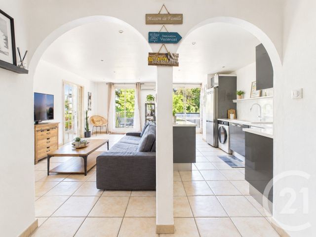 Appartement T5 à vendre - 5 pièces - 78.87 m2 - LA VALETTE DU VAR - 83 - PROVENCE-ALPES-COTE-D-AZUR - Century 21 Colbert Immobilier