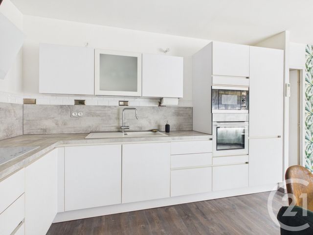 Appartement F3 à louer - 3 pièces - 60.1 m2 - LA VALETTE DU VAR - 83 - PROVENCE-ALPES-COTE-D-AZUR - Century 21 Colbert Immobilier