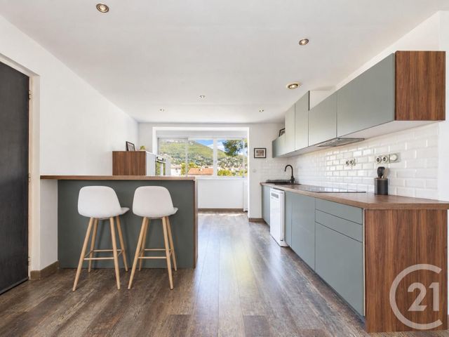Appartement T4 à vendre - 4 pièces - 64.97 m2 - TOULON - 83 - PROVENCE-ALPES-COTE-D-AZUR - Century 21 Colbert Immobilier