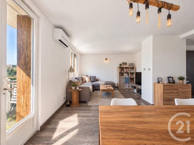 Appartement T4 à vendre - 4 pièces - 64.97 m2 - TOULON - 83 - PROVENCE-ALPES-COTE-D-AZUR - Century 21 Colbert Immobilier